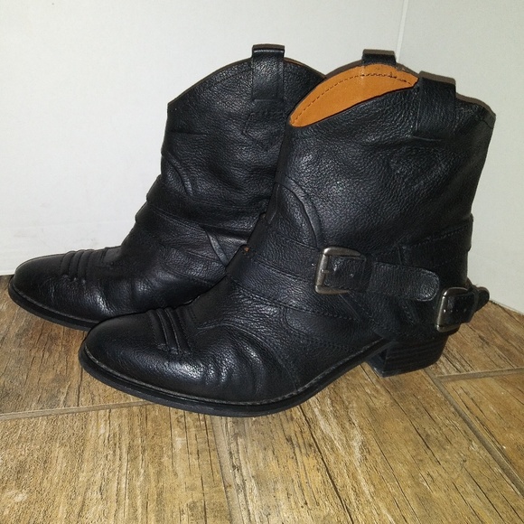 "Vawel Spent" Bootie - Picture 6 of 8